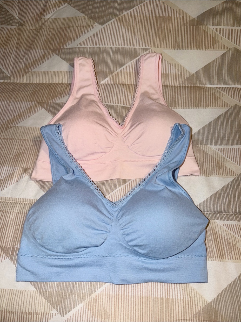 Genie Bra Comfort Seamless V-Neck Bralette - Pink & Light Blue XL
